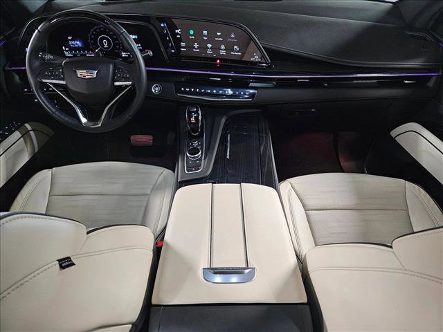 Used 2024 Cadillac Escalade Sport w/ Touring Package image 17