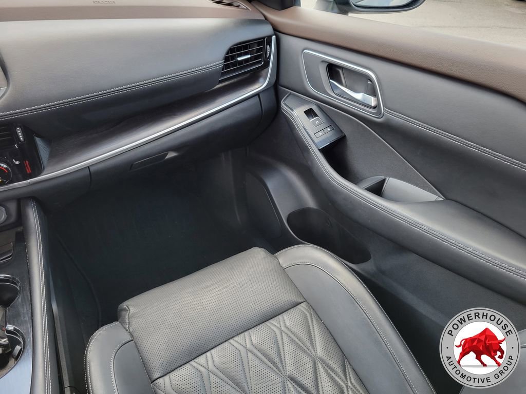 Used 2023 Nissan Rogue Platinum w/ Platinum Premium Package image 22