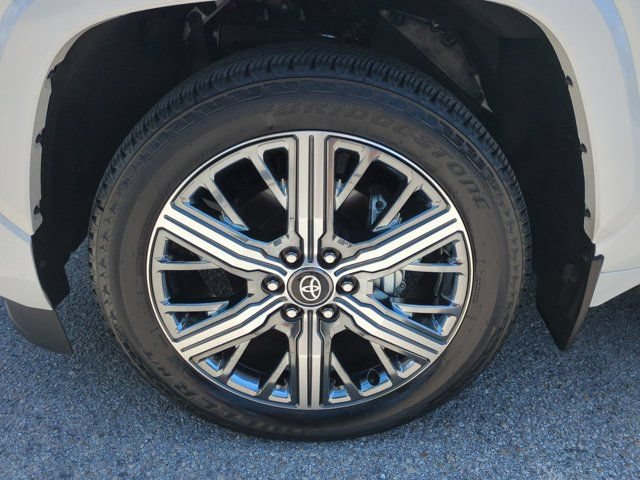 Used 2026 Toyota Sequoia Capstone AWD/4WD image 11