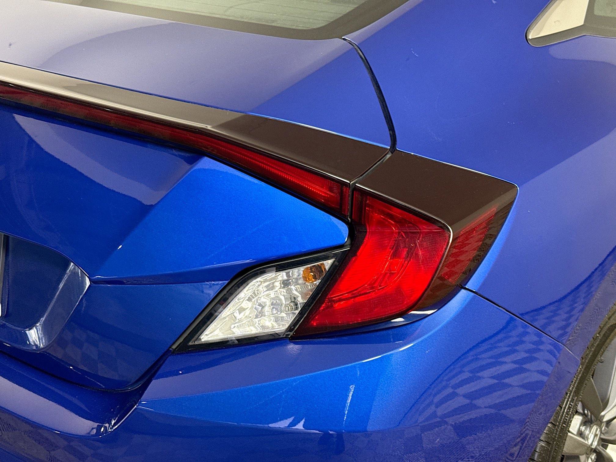 Used 2019 Honda Civic EX image 32