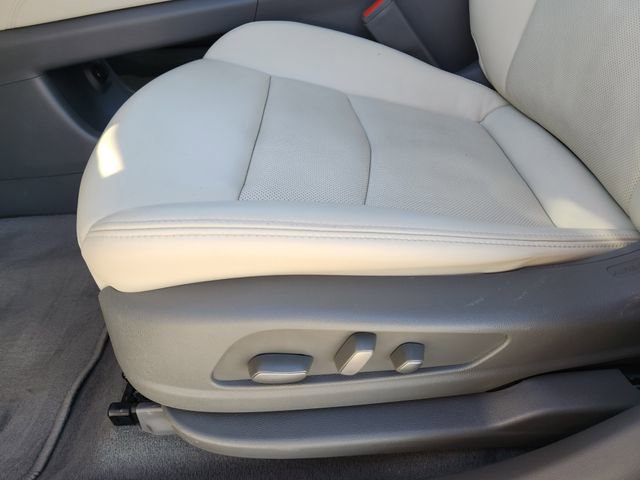 Used 2023 Cadillac XT6 Premium Luxury w/ Technology Package image 24