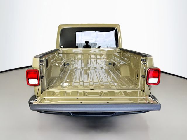 New 2025 Jeep Gladiator Sport image 24