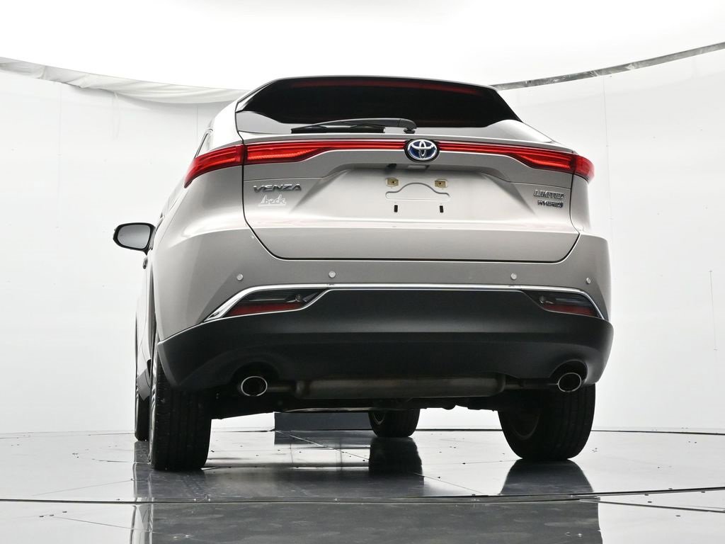 Used 2021 Toyota Venza Limited image 40