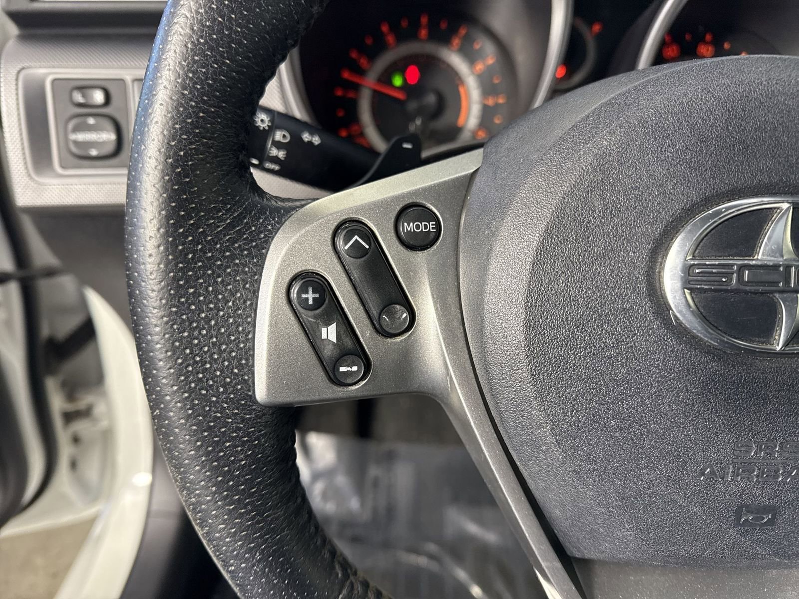 Used 2015 Scion tC image 11