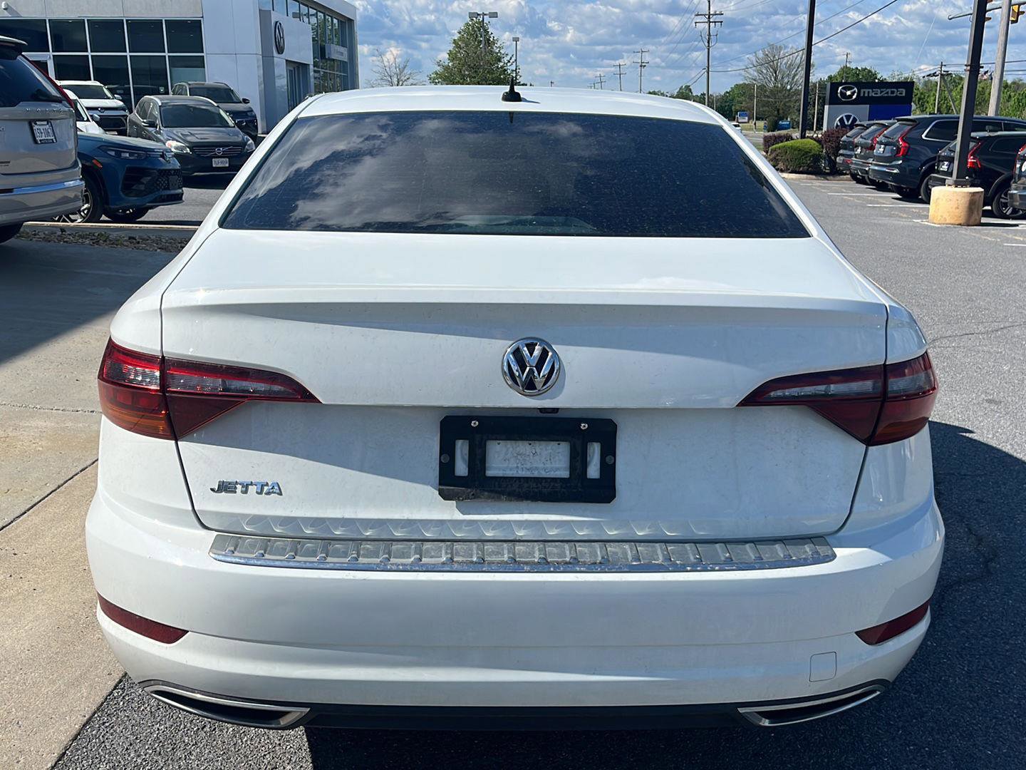 Used 2019 Volkswagen Jetta R-Line image 4