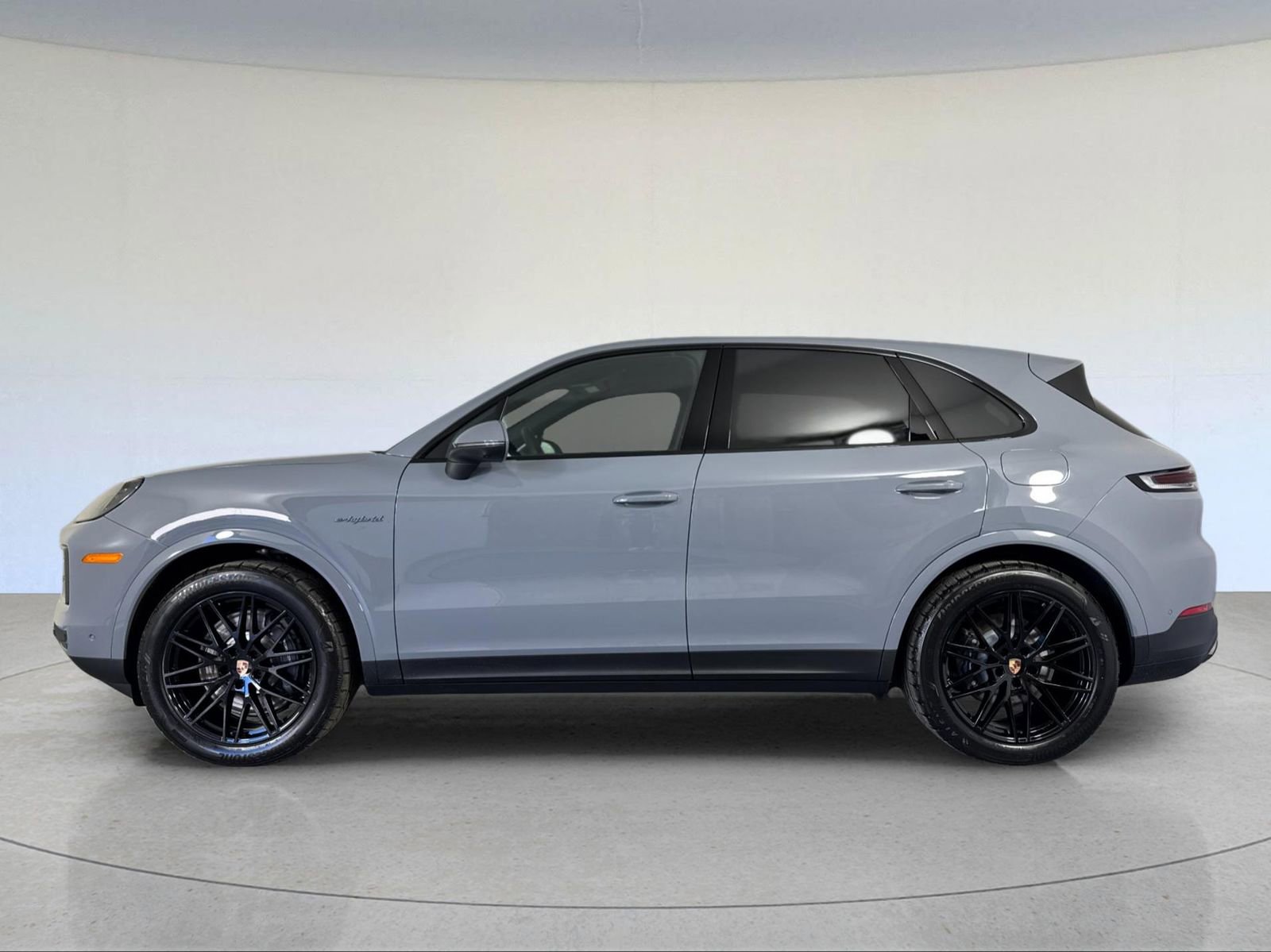 New 2026 Porsche Cayenne E-Hybrid image 2