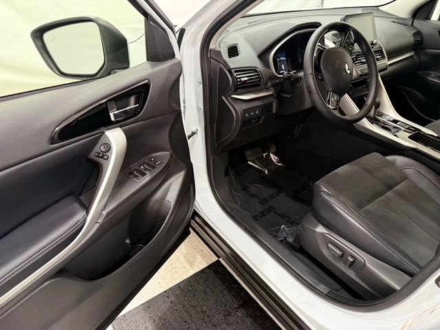 Used 2025 Mitsubishi Eclipse Cross AWD image 28