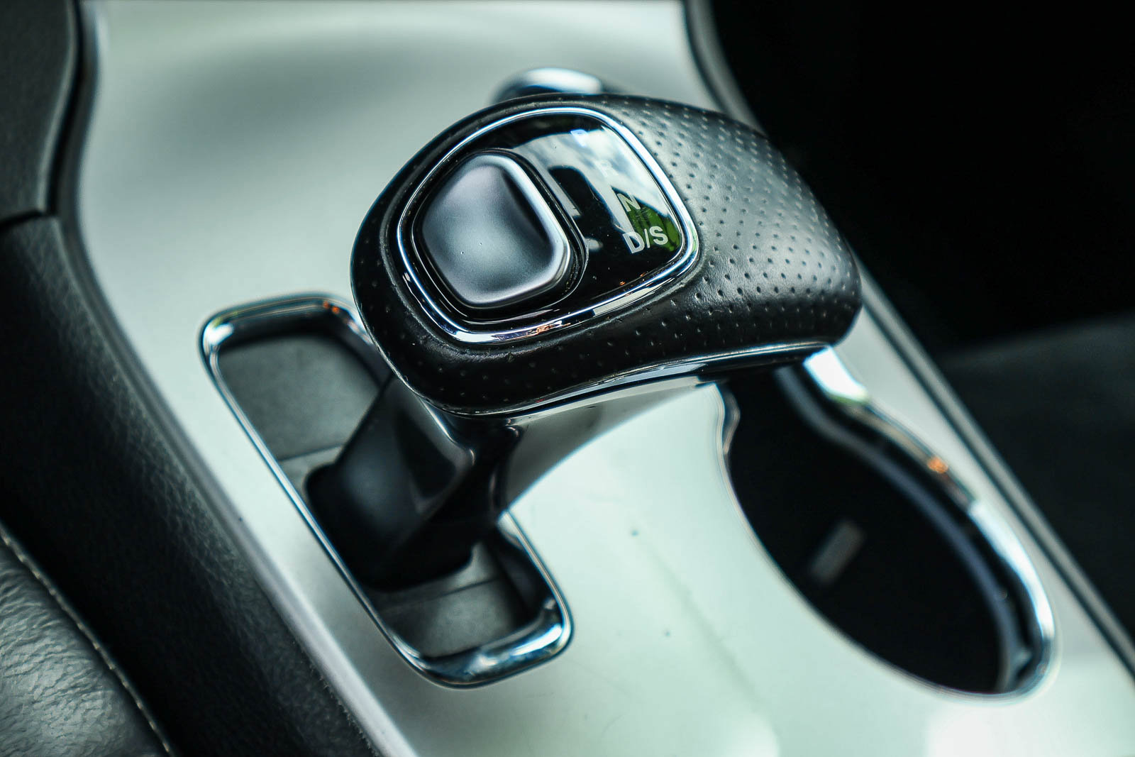 Used 2014 Jeep Grand Cherokee SRT8 AWD/4WD image 10