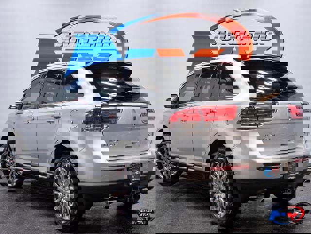 Used 2012 Lincoln MKX CLEAN CARFAX, SUNROOF, NAVI, H image 3