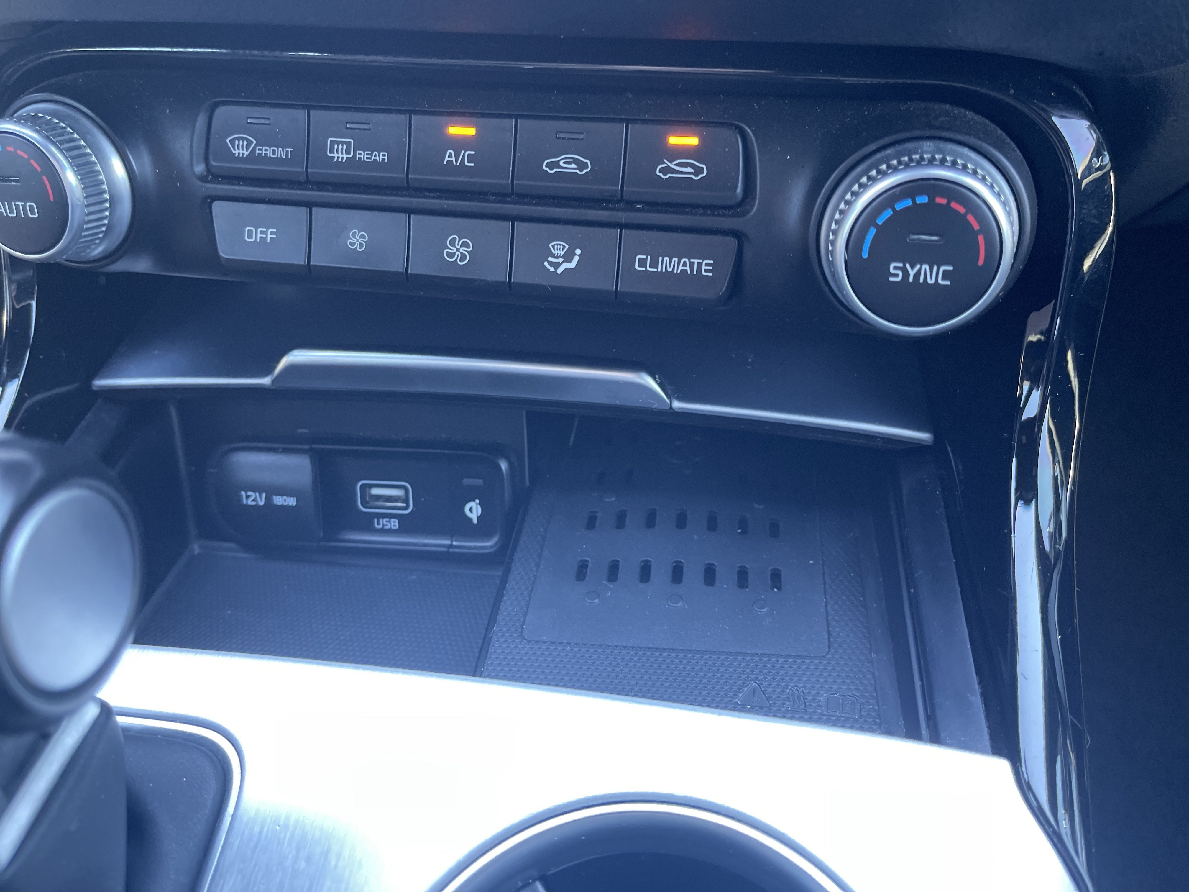 Used 2022 Kia Stinger GT1 RWD image 29
