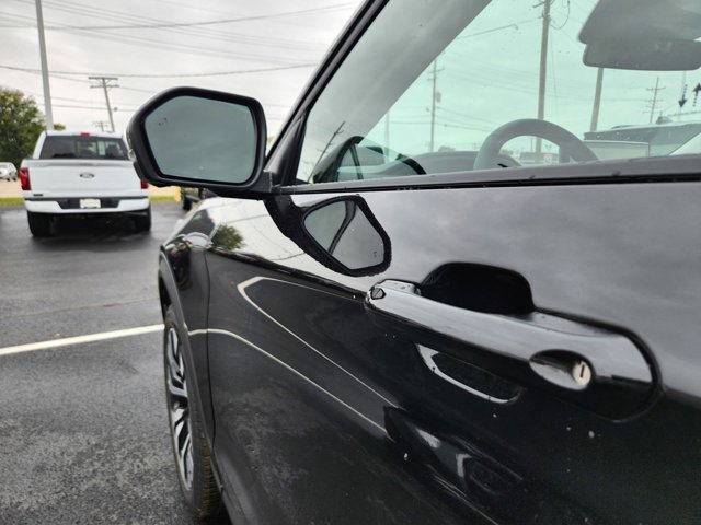 New 2026 Ford Explorer Platinum image 30