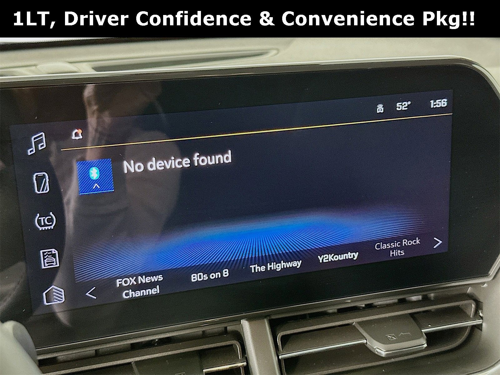 Used 2025 Chevrolet Trax LT w/ Driver Confidence Package image 15