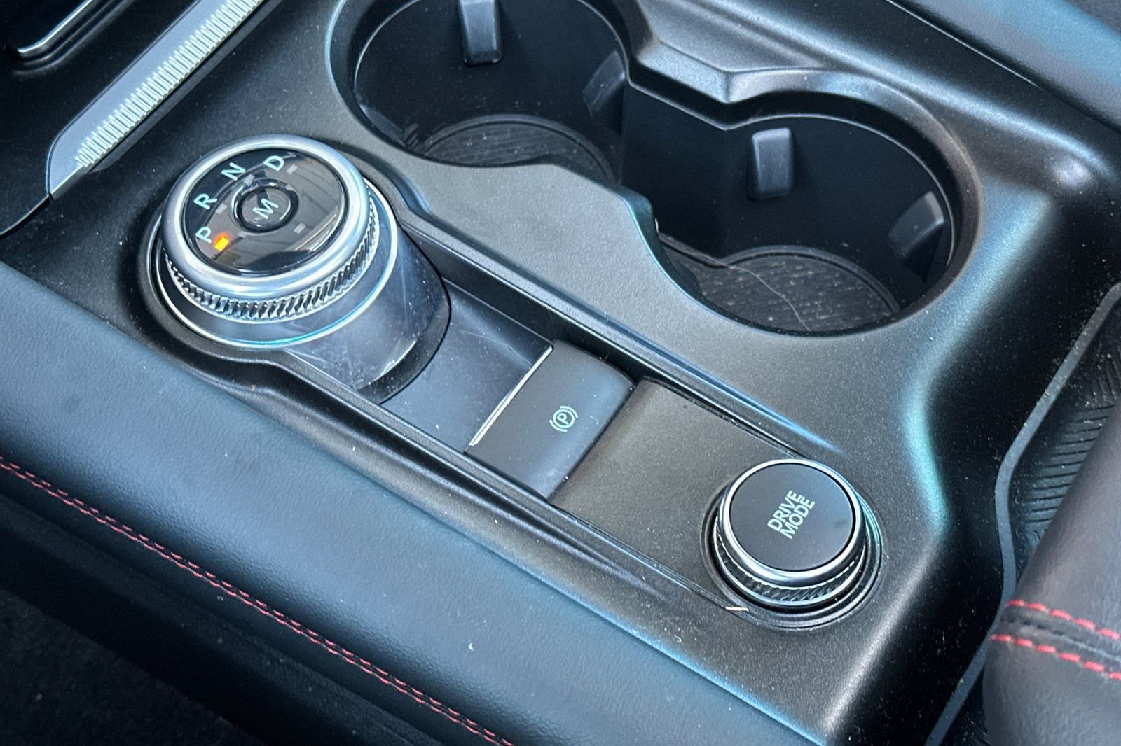 Used 2025 Ford Explorer ST image 19