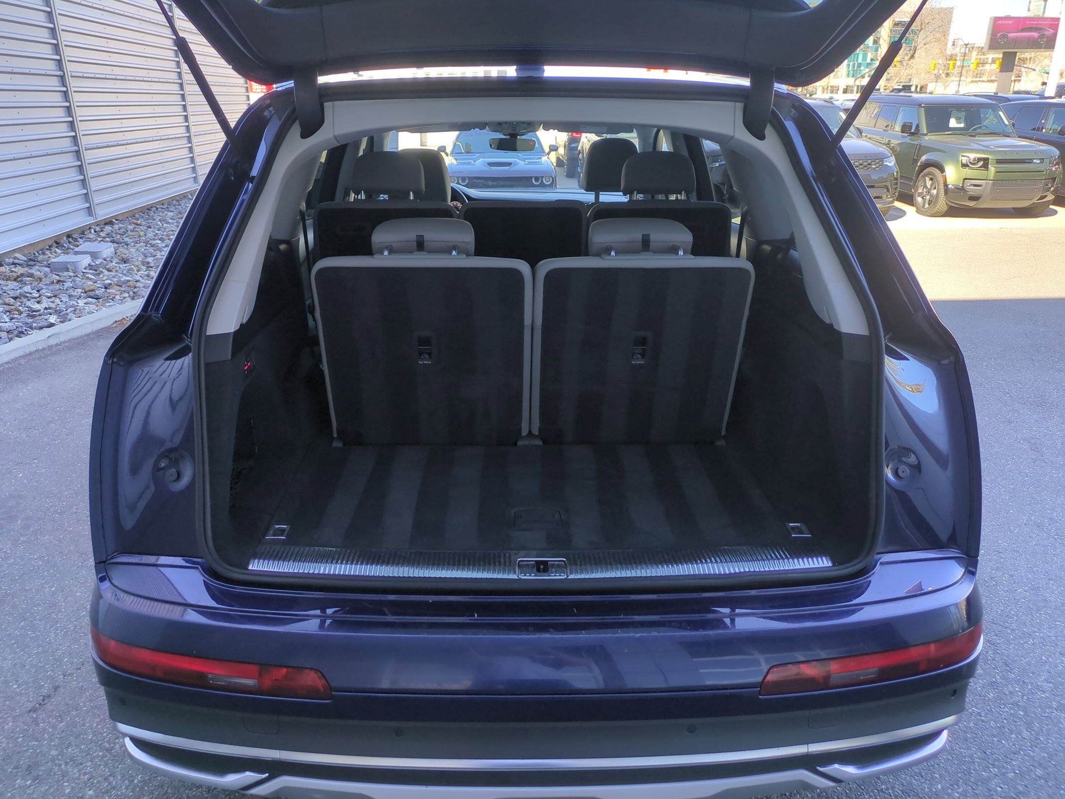 Used 2024 Audi Q7 Premium Plus image 30