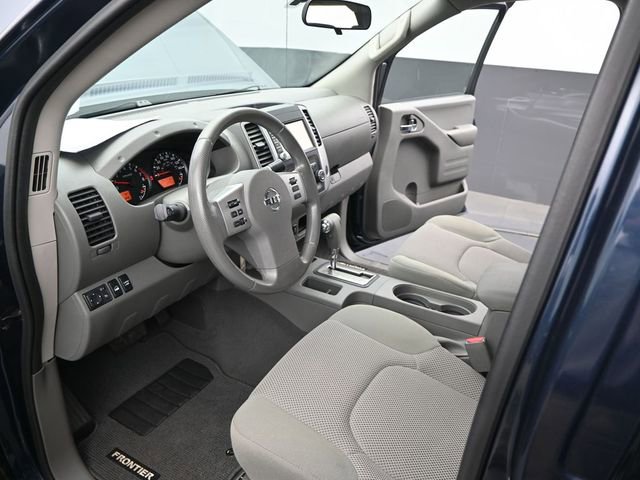 Used 2019 Nissan Frontier SV image 7