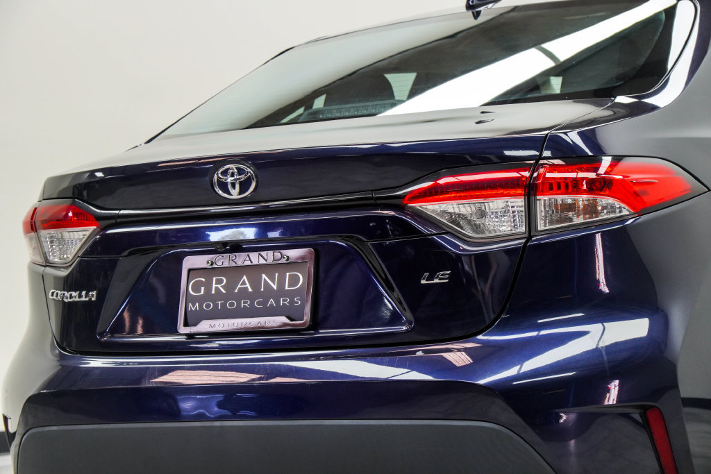 Used 2022 Toyota Corolla LE FWD image 13