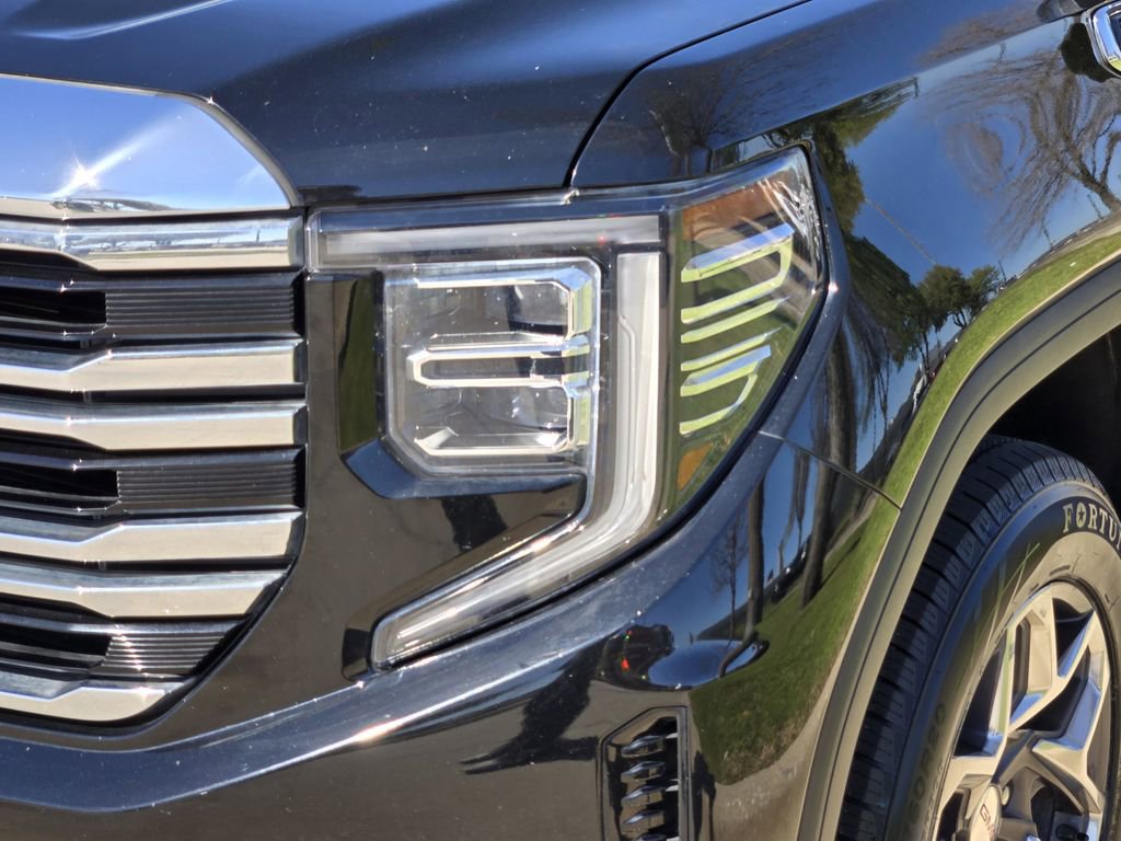 Used 2023 GMC Sierra 1500 SLT image 8