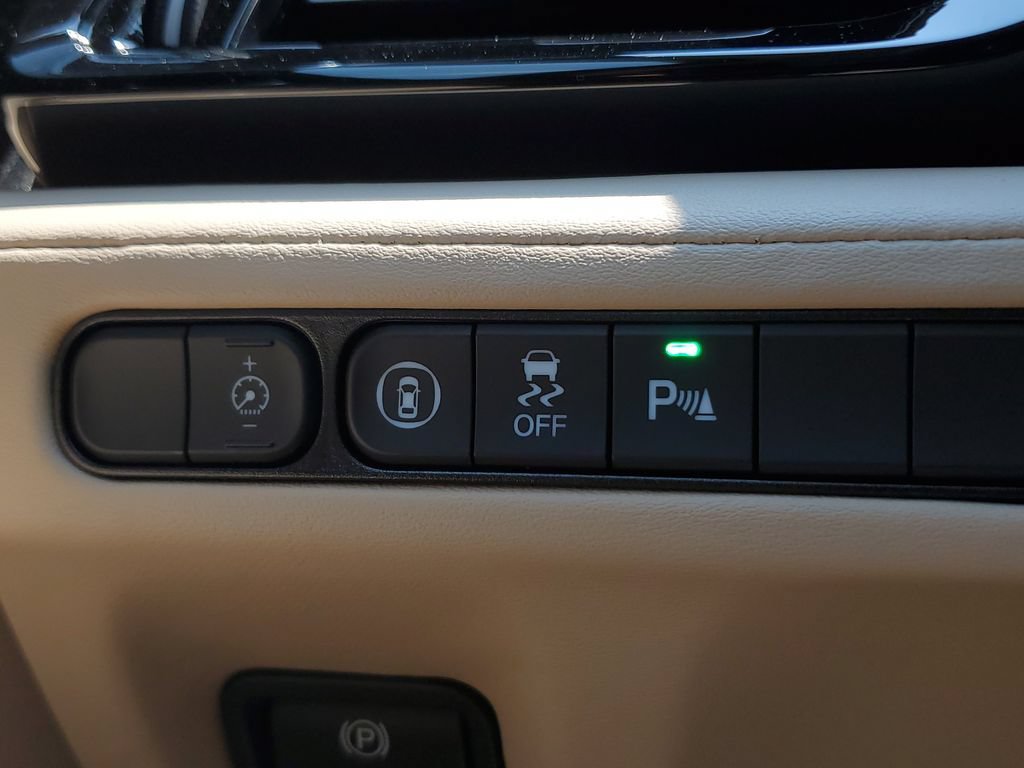 Certified 2026 Acura MDX w/ Technology Package FWD image 31