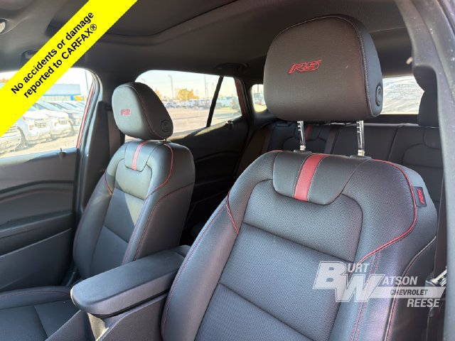 Used 2024 Chevrolet Trax RS w/ Sunroof Package FWD image 10