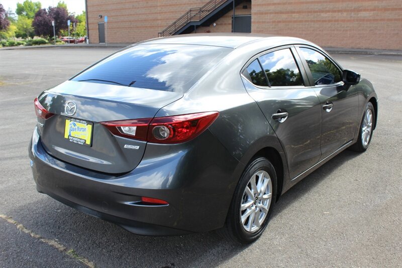 Used 2016 MAZDA MAZDA3 i Sport w/ Preferred Equipment Package FWD image 4