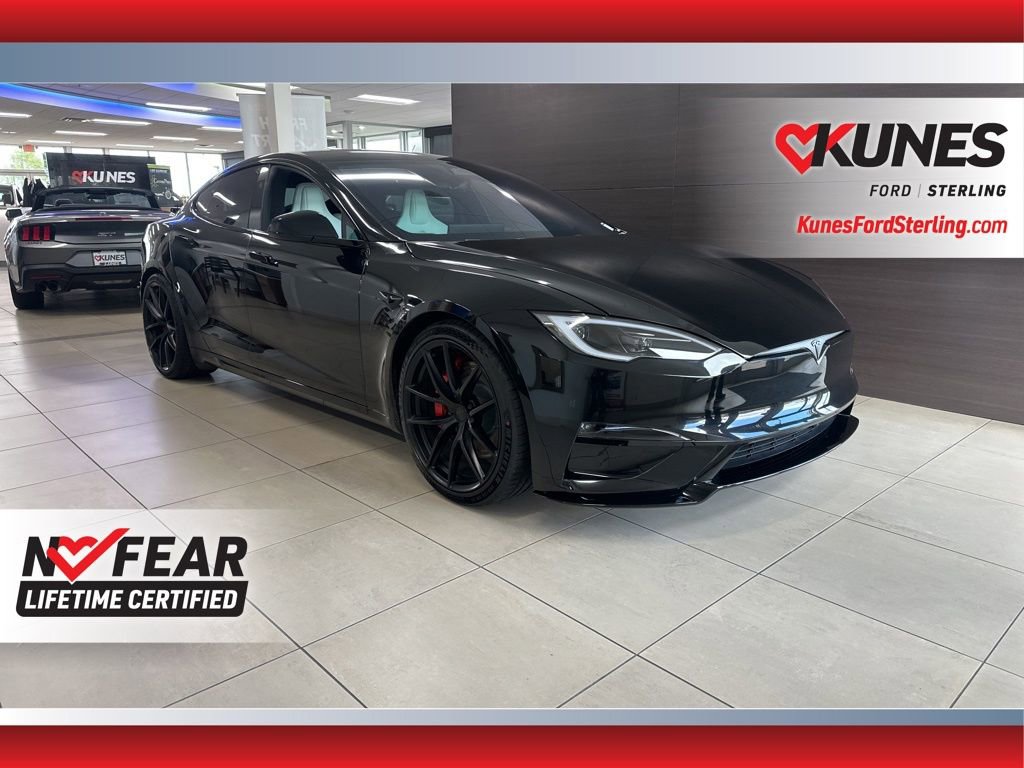 Used 2026 Tesla Model S Plaid AWD/4WD image 1
