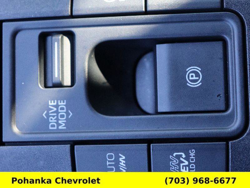 Used 2024 Toyota Prius Prime Premium w/ Advanced Technology Package image 18