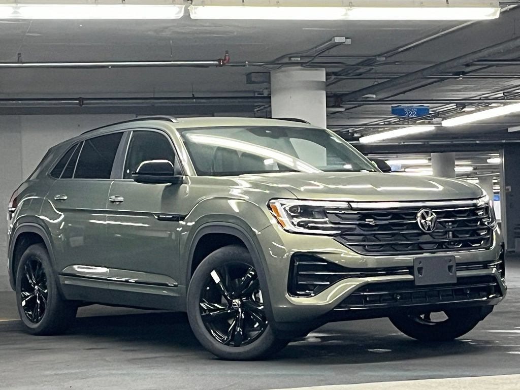 New 2026 Volkswagen Atlas Cross Sport SEL R-Line AWD/4WD image 2