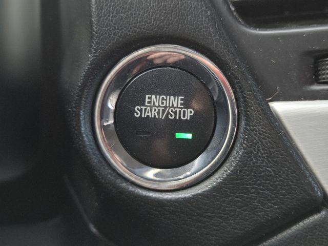 Used 2017 GMC Yukon SLT image 13