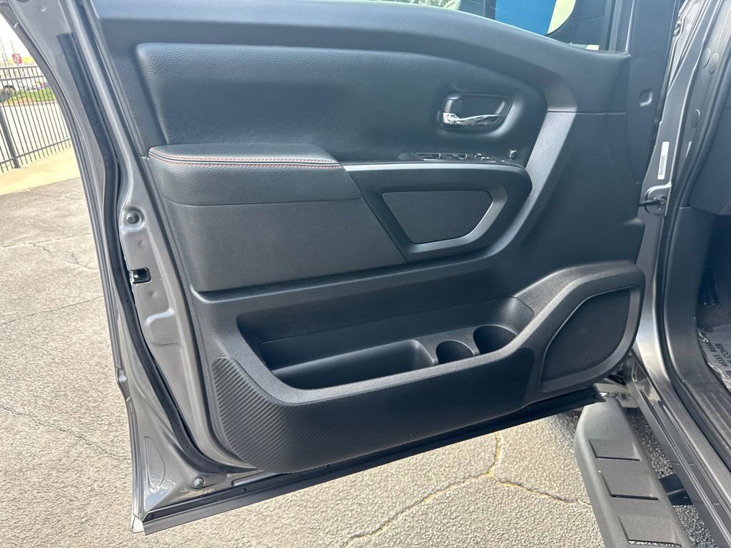 Used 2022 Nissan Titan PRO-4X w/ Off Road Protection Package image 11
