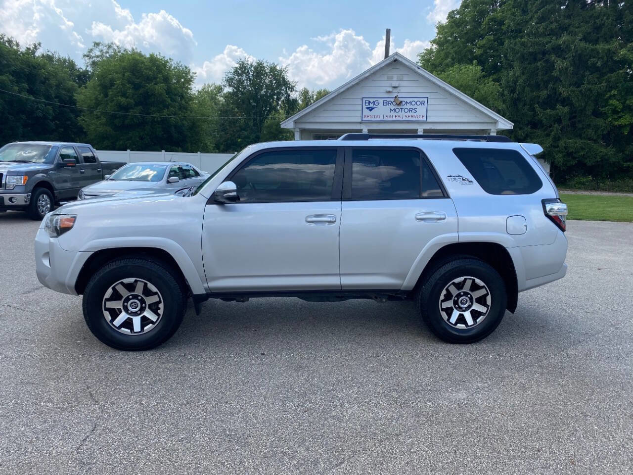 Used 2019 Toyota 4Runner TRD Off-Road Premium image 2