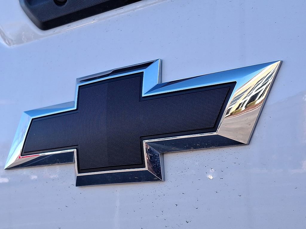 Used 2023 Chevrolet Silverado 1500 ZR2 w/ Technology Package image 30