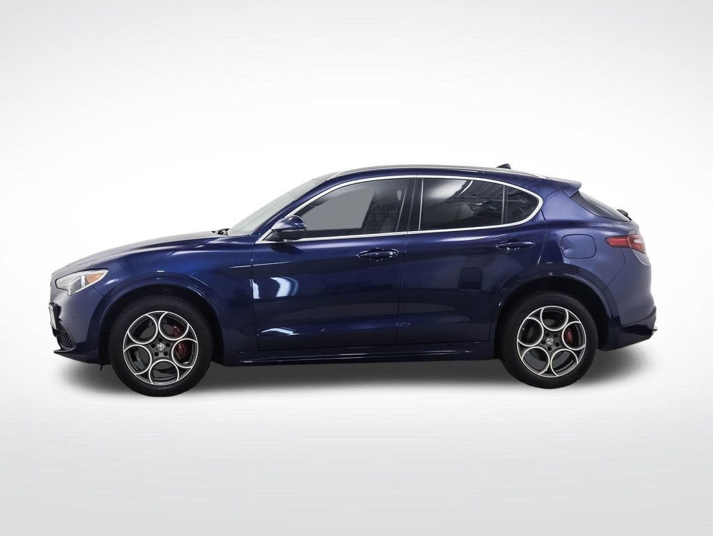 Used 2020 Alfa Romeo Stelvio Ti Lusso AWD/4WD image 2