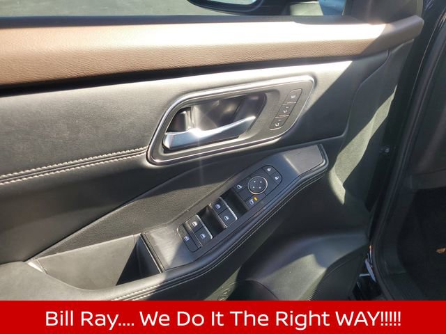 Certified 2023 Nissan Rogue Platinum w/ Platinum Premium Package image 16