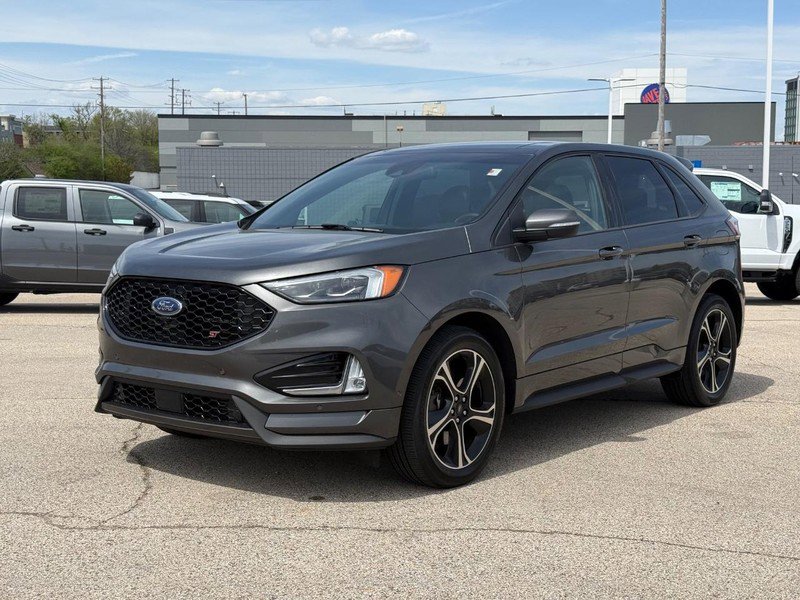 Certified 2019 Ford Edge ST w/ Equipment Group 401A AWD/4WD image 9