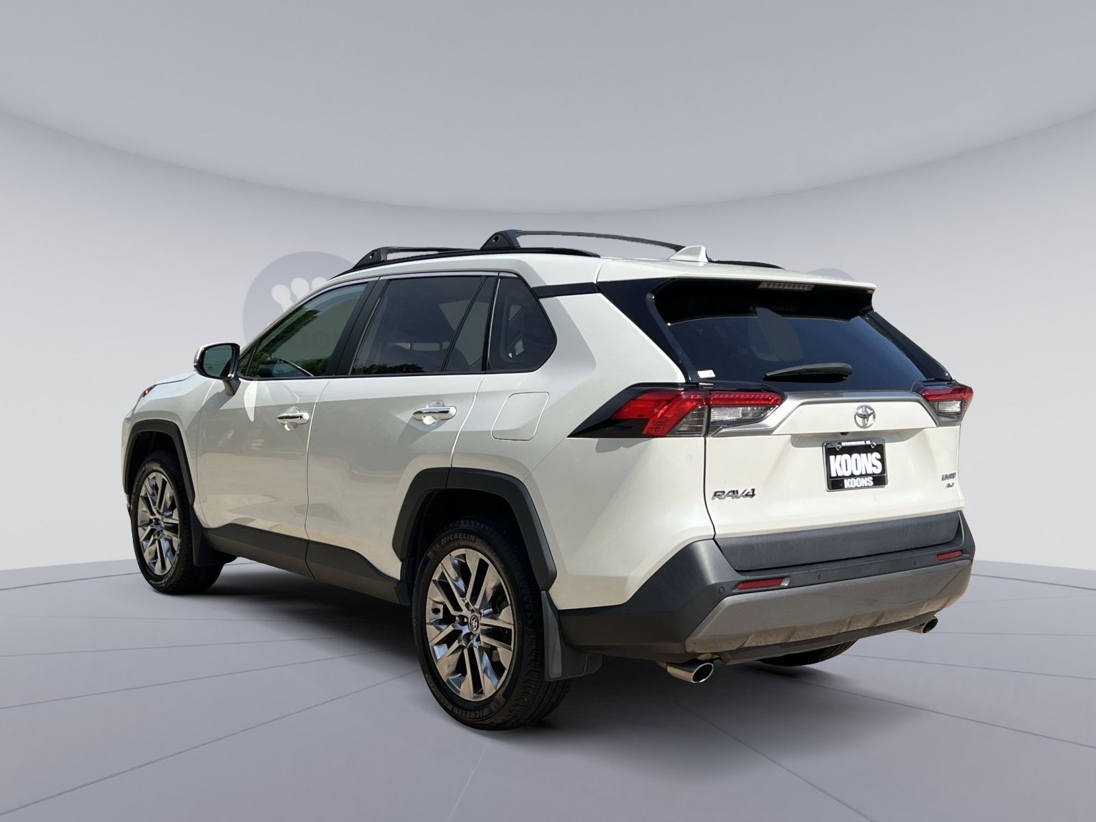 Used 2020 Toyota RAV4 Limited AWD/4WD image 14