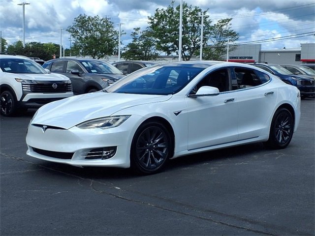 Used 2017 Tesla Model S 60D image 2