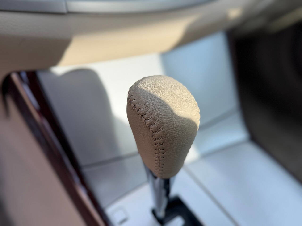 Used 2008 Toyota Avalon XLS image 92