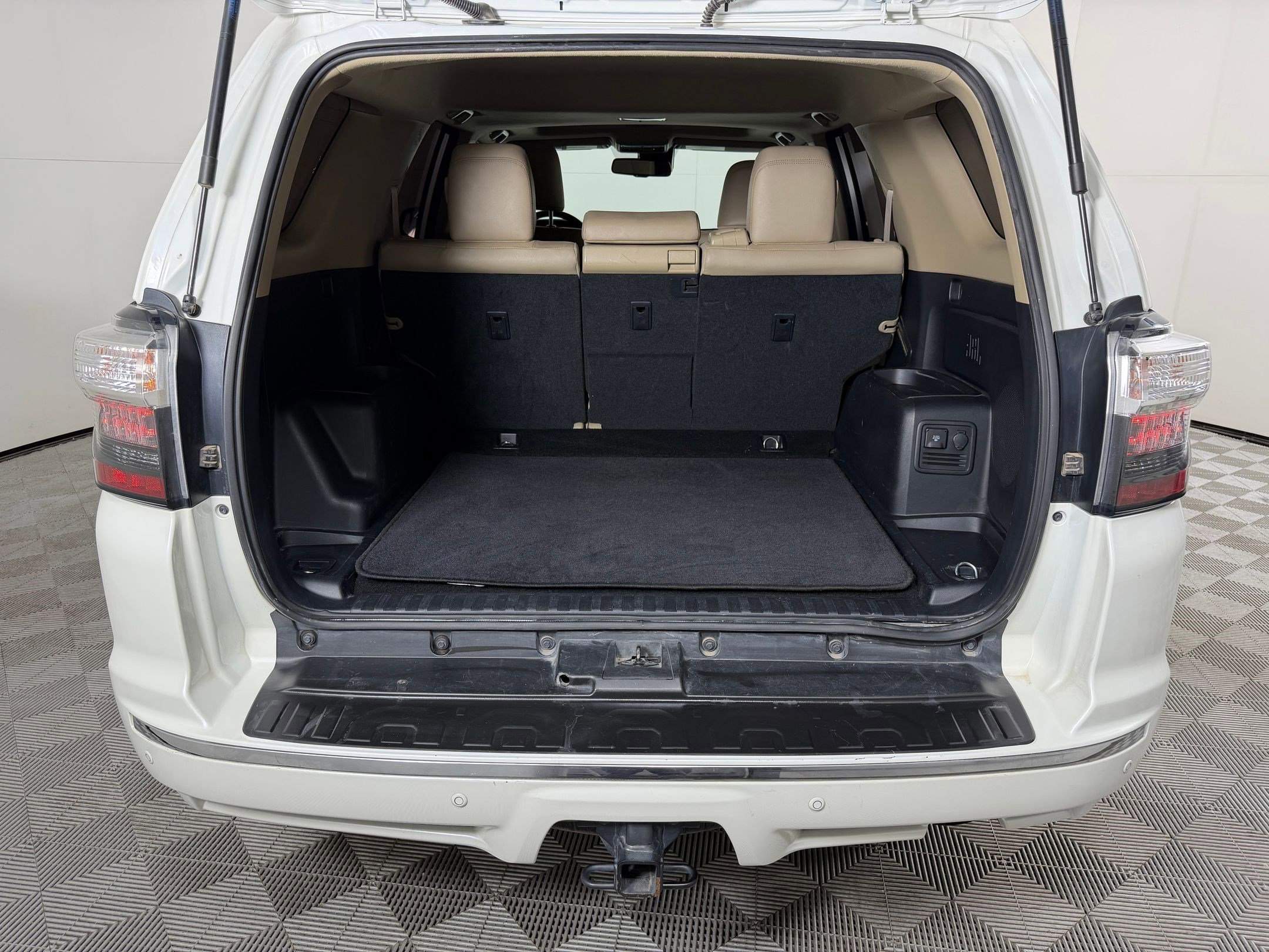 Certified 2021 Toyota 4Runner Limited AWD/4WD image 29