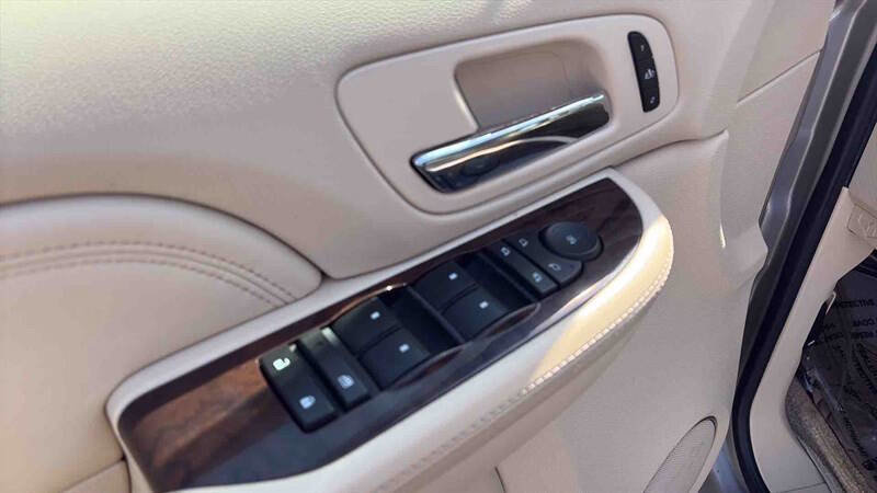 Used 2007 Cadillac Escalade EXT w/ Information Package AWD/4WD image 17