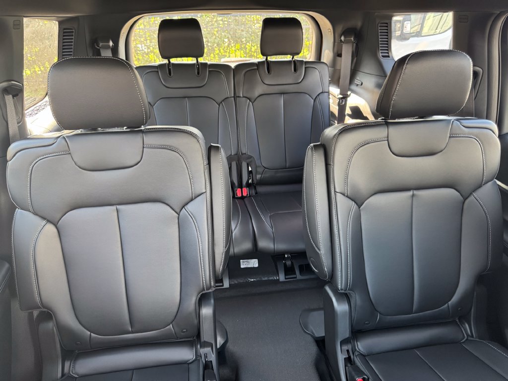 New 2027 Jeep Grand Cherokee L Limited AWD/4WD image 14