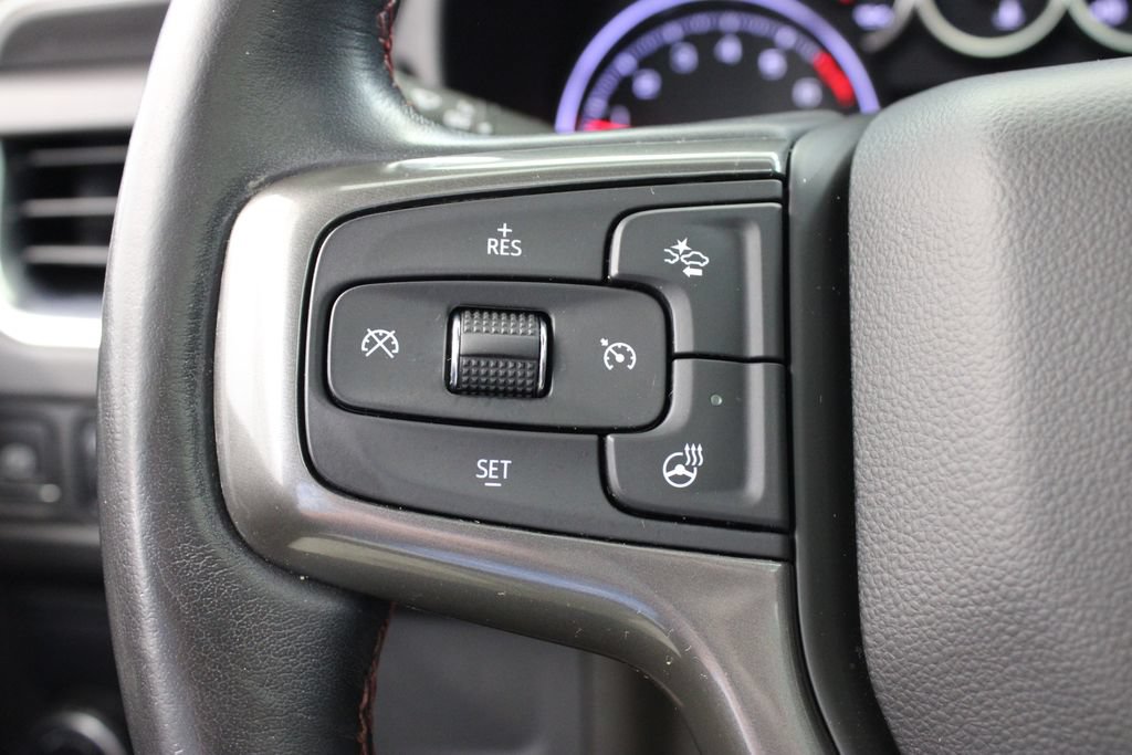 Used 2021 Chevrolet Tahoe RST w/ Luxury Package RWD image 26