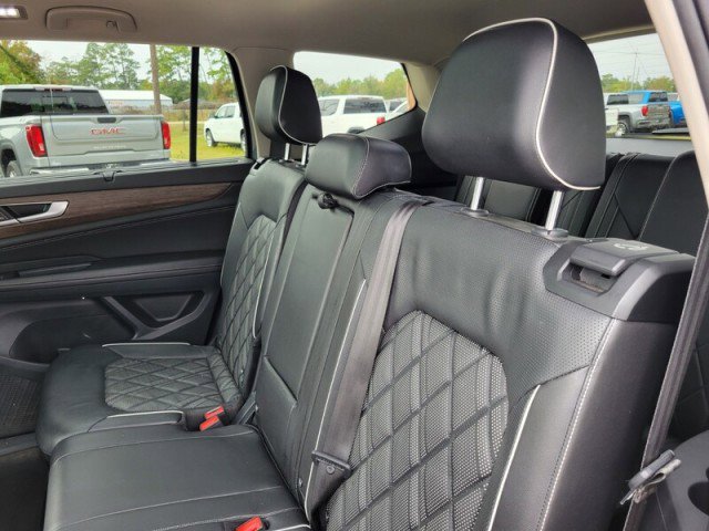 Used 2024 Volkswagen Atlas SEL Premium R-Line image 28