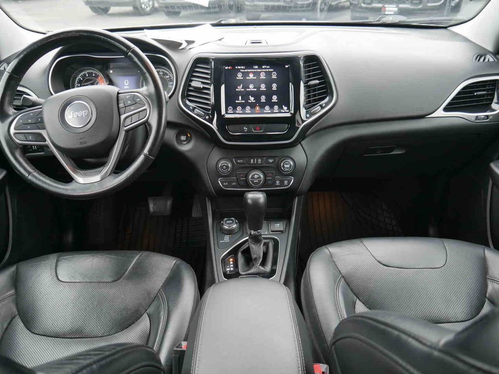 Used 2019 Jeep Cherokee Limited image 4