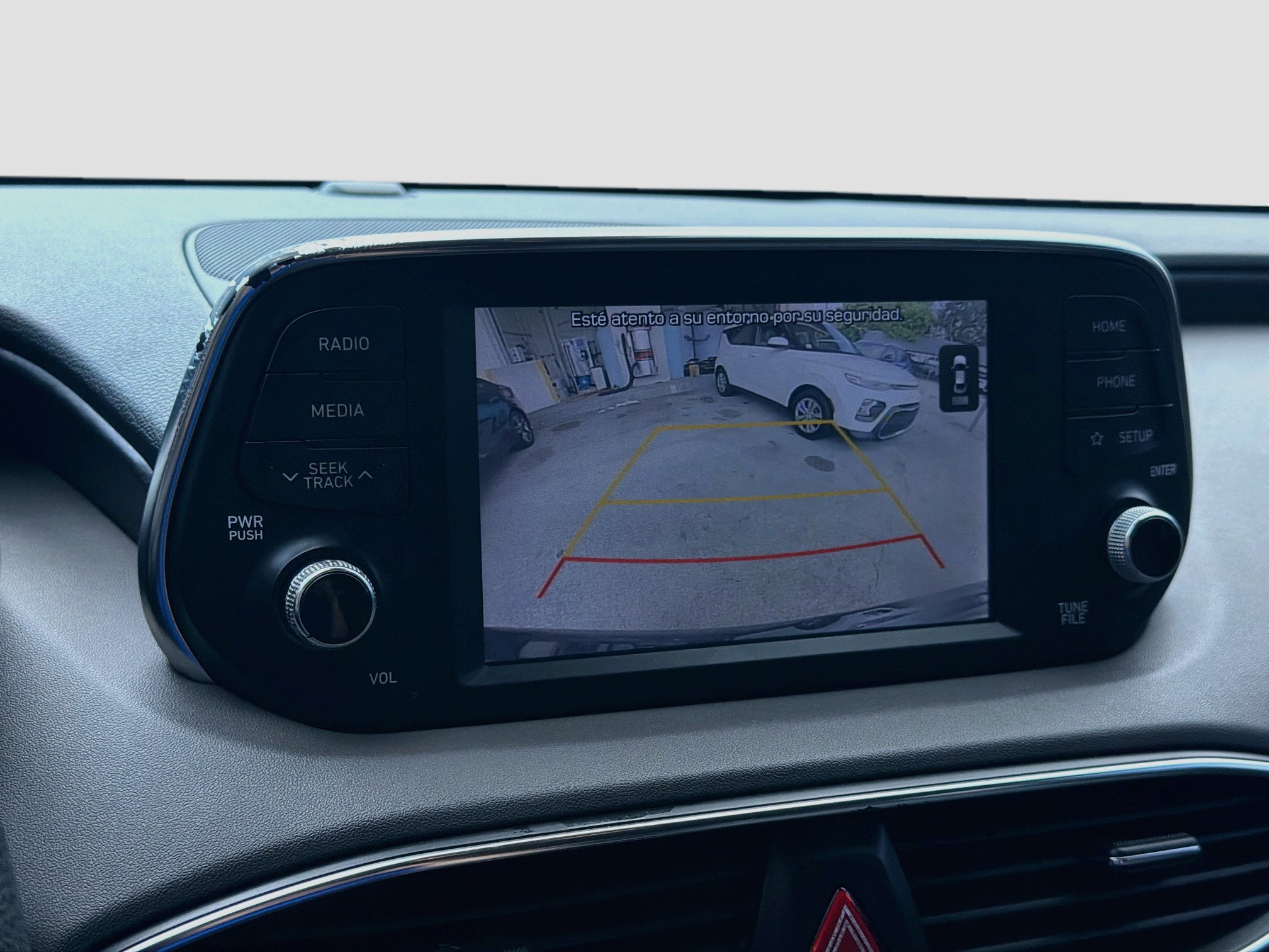 Used 2019 Hyundai Santa Fe SEL FWD image 11