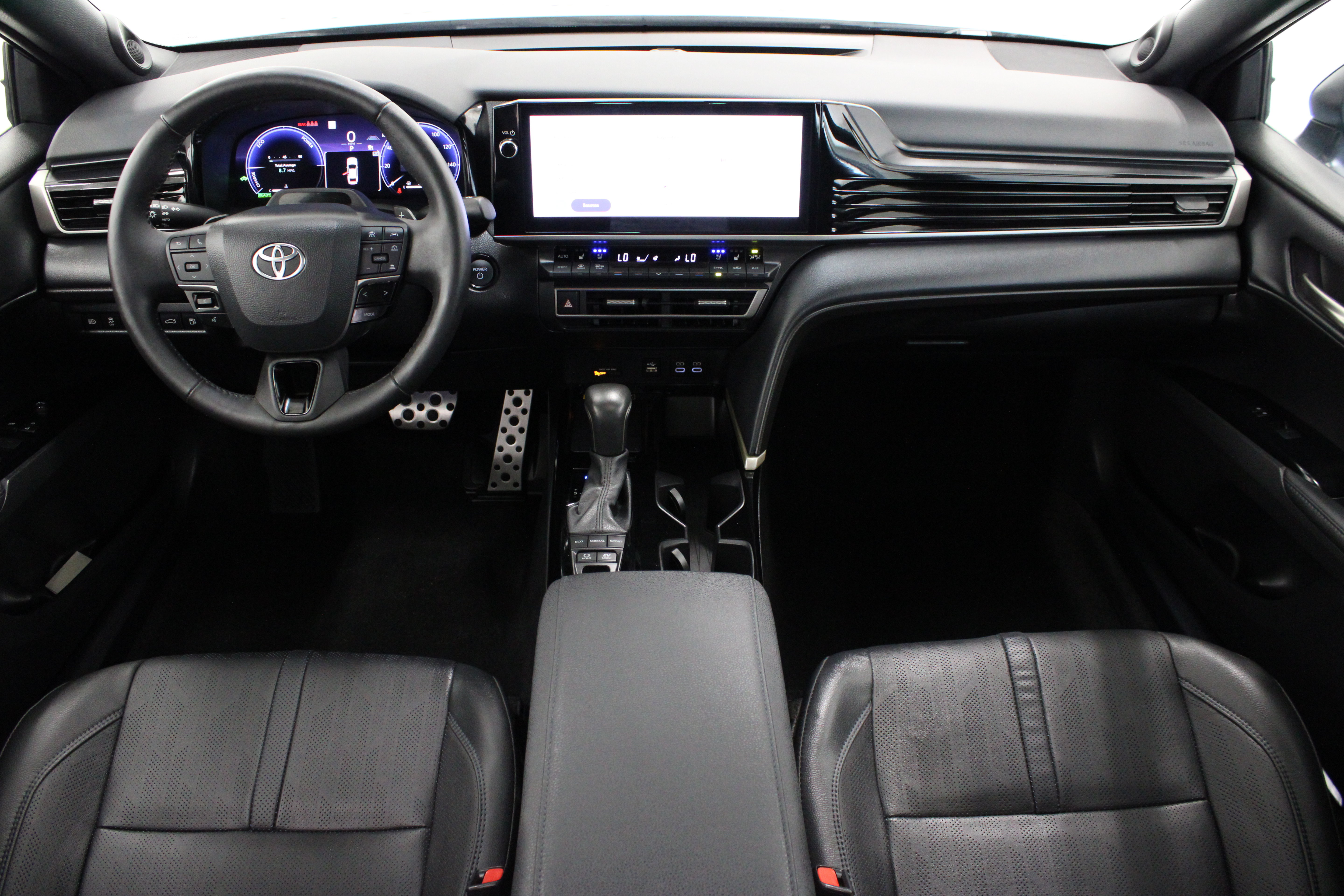 Used 2025 Toyota Camry XSE w/ Premium Plus Package FWD image 30