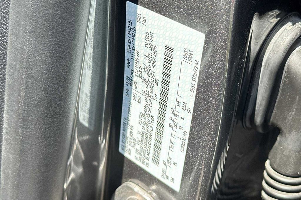 Used 2022 Lincoln Corsair Reserve w/ Equipment Group 201A image 34