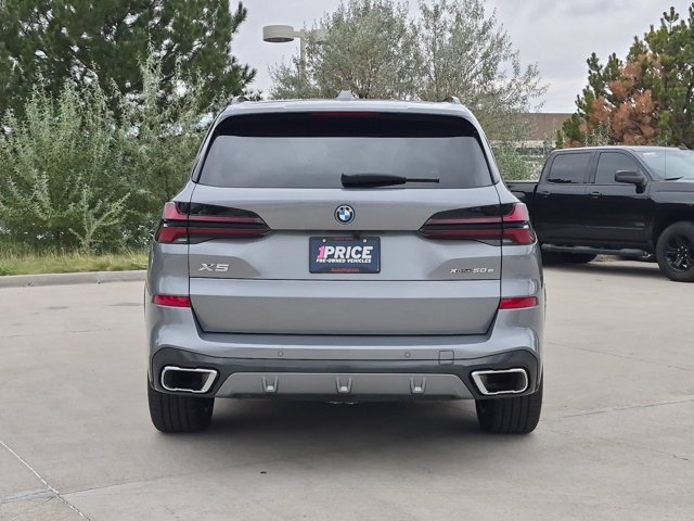 Used 2026 BMW X5 xDrive50e w/ M Sport Package AWD/4WD image 6