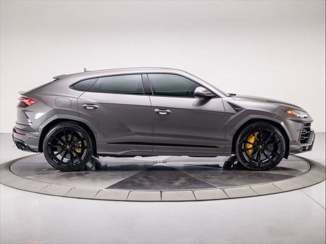 Used 2021 Lamborghini Urus image 6