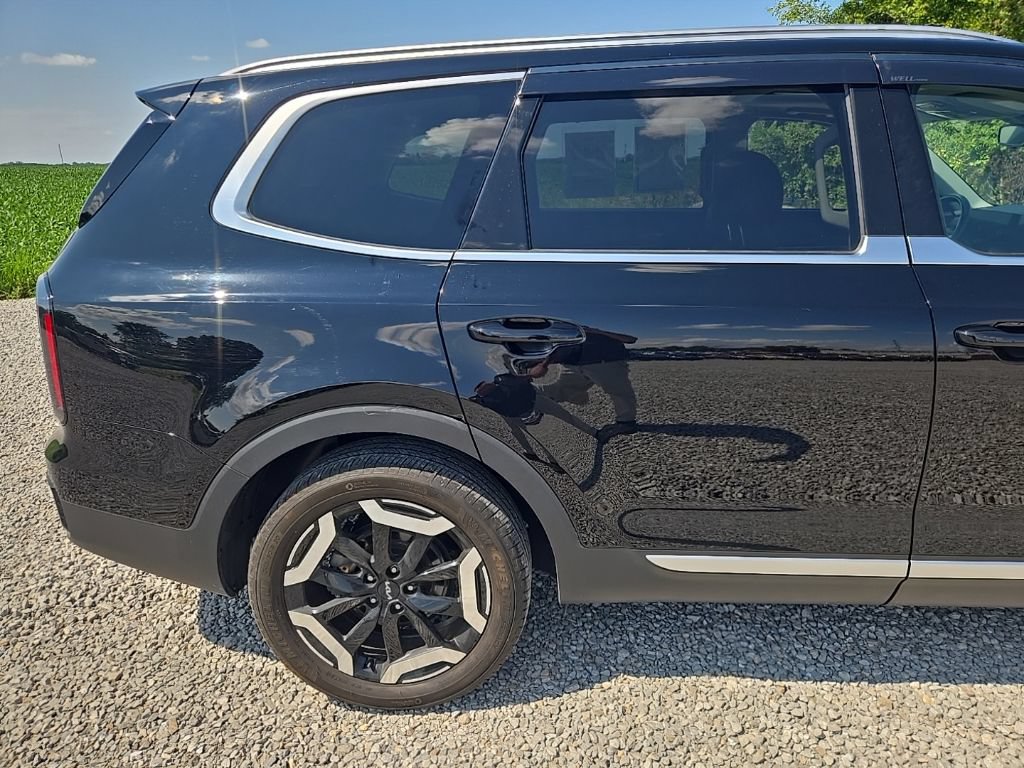Used 2023 Kia Telluride EX AWD/4WD image 31