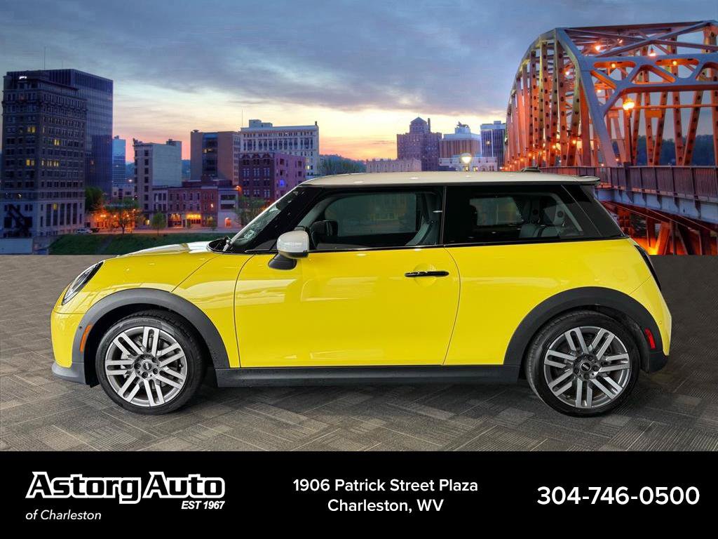 Used 2025 MINI Cooper S FWD image 6